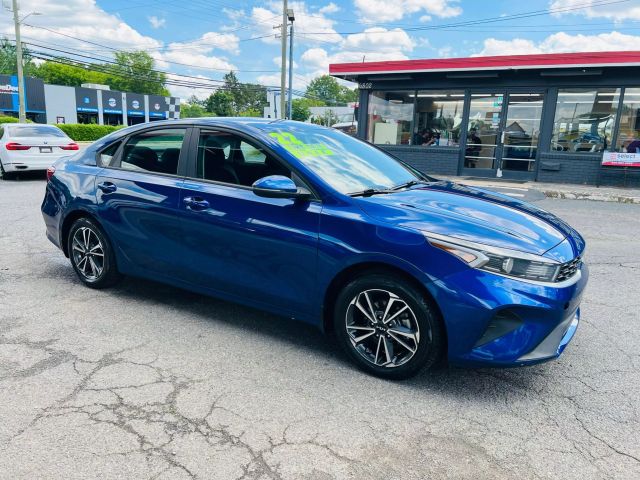 2022 Kia Forte - Image 2