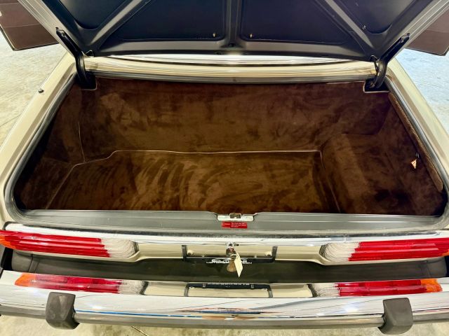 1987 Mercedes-benz 560 Series - Image 191