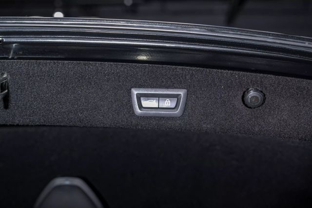 2018 Bmw 7 Series 750i Xdrive Sedan 4d - Image 51
