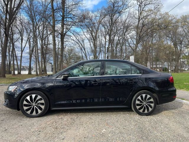 2014 Volkswagen Jetta Hybrid Sel Premium Sedan 4d - Image 4