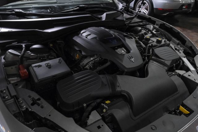 2018 Maserati Ghibli S Granlusso Sedan 4d - Image 48