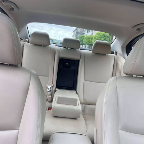 2015 Infiniti Q50 3.7 Premium Sedan 4d - Image 25