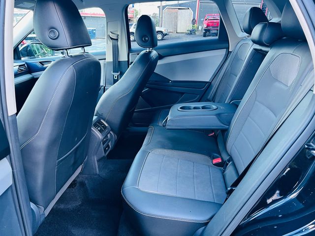 2023 Volkswagen Taos - Image 21