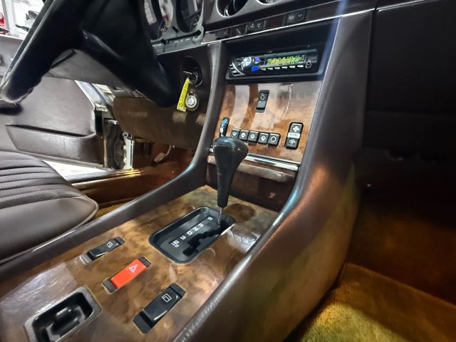 1987 Mercedes-benz 560 Series - Image 272