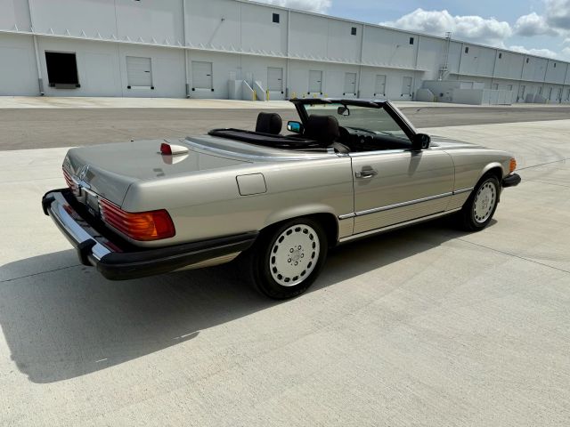 1987 Mercedes-benz 560 Series - Image 88