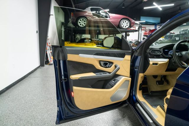 2019 Lamborghini Urus Sport Utility 4d - - Image 12