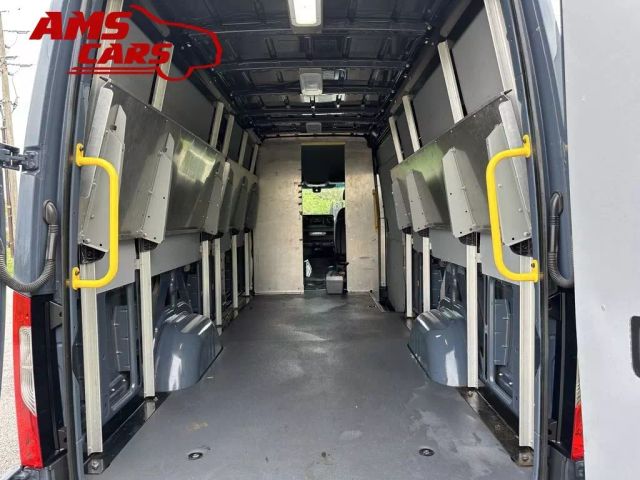 2019 Mercedes-benz Sprinter 2500 Cargo - Image 13
