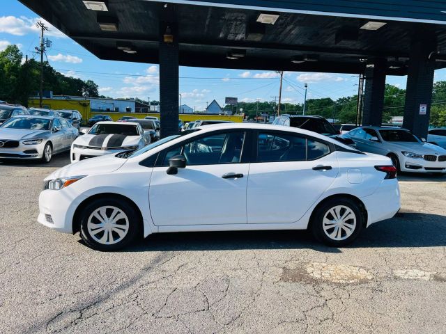 2020 Nissan Versa - Image 11