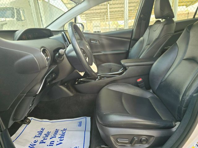 2018 Toyota Prius Prime - Image 12