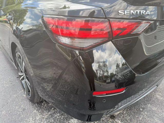 2021 Nissan Sentra - Image 12