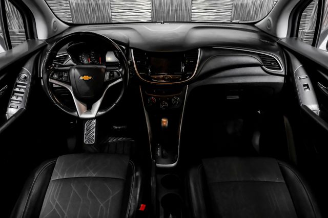2019 Chevrolet Trax Lt Sport Utility 4d - Image 11