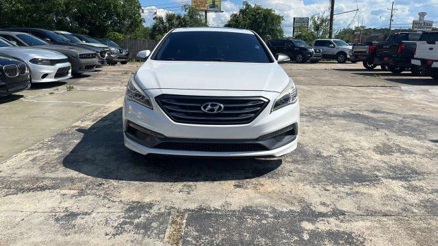 2017 Hyundai Sonata - Image 6