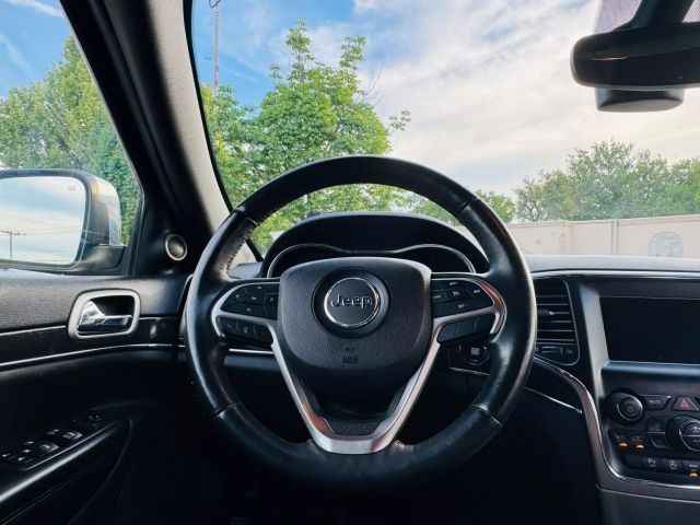 2018 Jeep Grand Cherokee - Image 25