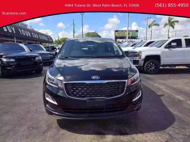 Used 2021 Kia Sedona LX with VIN KNDMB5C19M6673692 for sale in West Palm Beach, FL