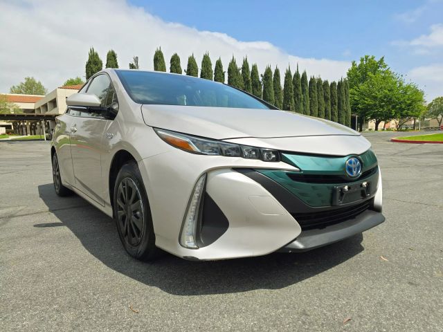 2018 Toyota Prius Prime - Image 1