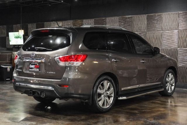 2016 Nissan Pathfinder Platinum Sport Utility 4d - Image 8