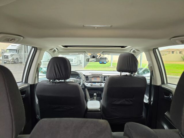 2018 Toyota Rav4 - Image 43