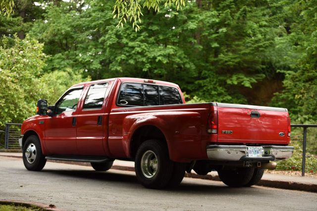 1999 Ford F350 Super Duty Crew Cab - Image 3