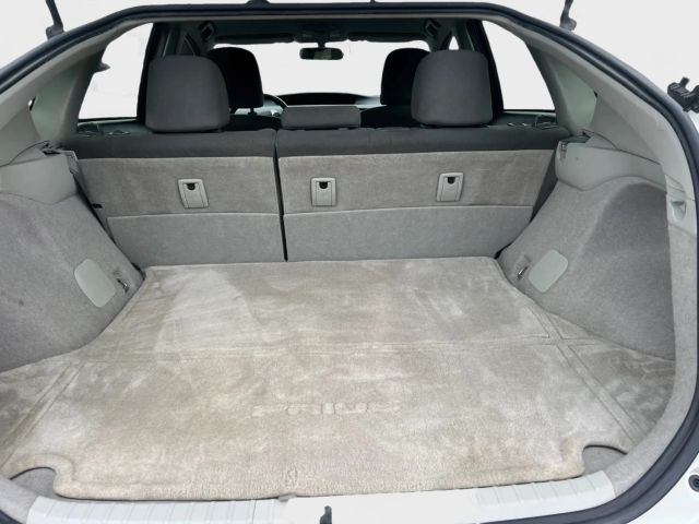 2013 Toyota Prius - Image 12