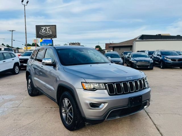 2018 Jeep Grand Cherokee - Image 12