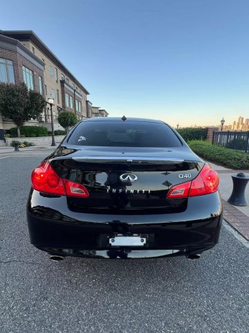 2015 Infiniti Q40 Sedan 4d - Image 8