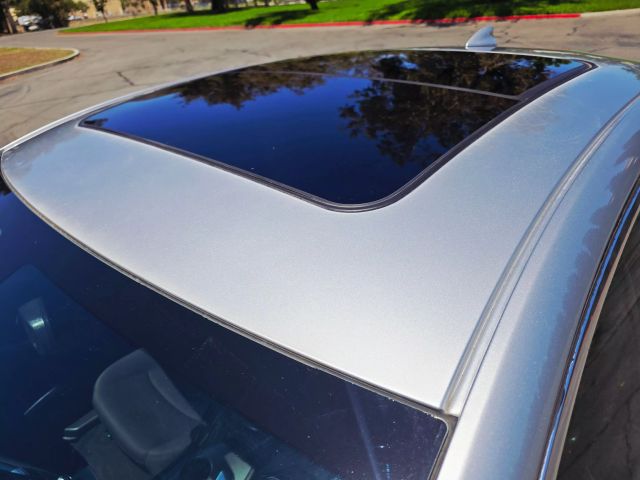 2018 Chevrolet Malibu - Image 10