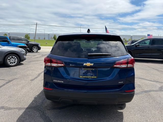 2022 Chevrolet Equinox - Image 4