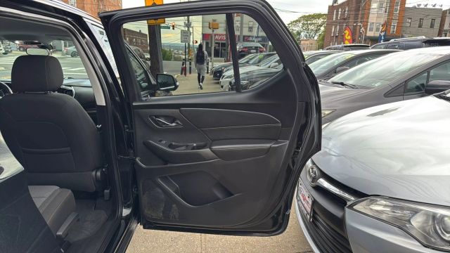 2021 CHEVROLET TRAVERSE SUV V6, 3.6 LITER LT SPORT UTILITY 4D