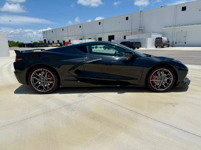 2023 Chevrolet Corvette - Image 7