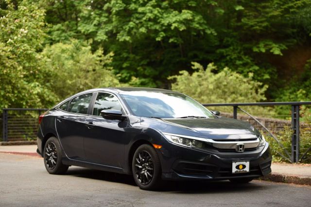 2017 Honda Civic - Image 14