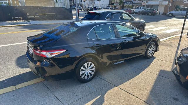 2020 TOYOTA CAMRY HYBRID SEDAN 4-CYL, HYBRID, 2.5 LITER LE SEDAN 4D
