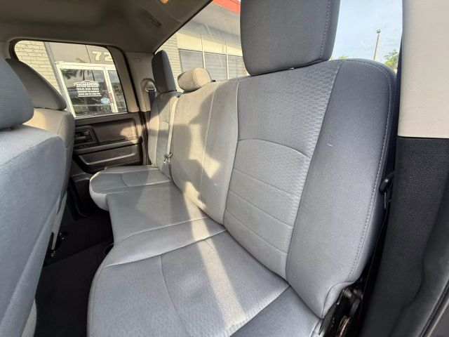 2015 Ram 1500 Quad Cab - Image 13