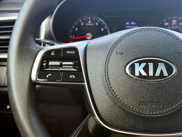 2019 Kia Sorento - Image 23