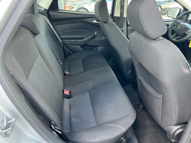 2016 Ford Focus - Image 25