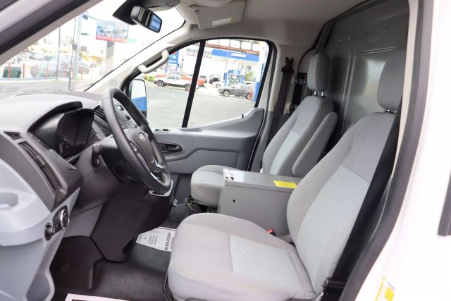 2018 Ford Transit 250 Van - Image 9