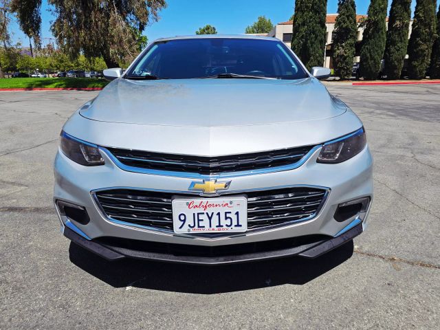 2018 Chevrolet Malibu - Image 2