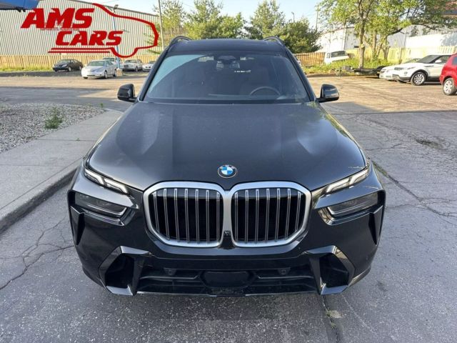 2024 Bmw X7 - Image 2