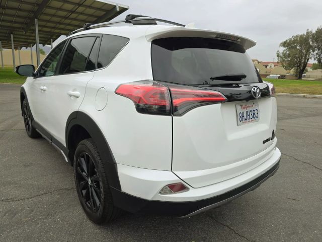 2018 Toyota Rav4 - Image 6