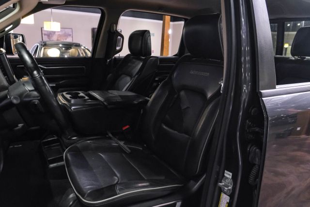 2019 Ram 1500 Crew Cab Laramie Pickup 4d 5 1/2 Ft - Image 4
