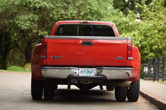 1999 Ford F350 Super Duty Crew Cab - Image 9