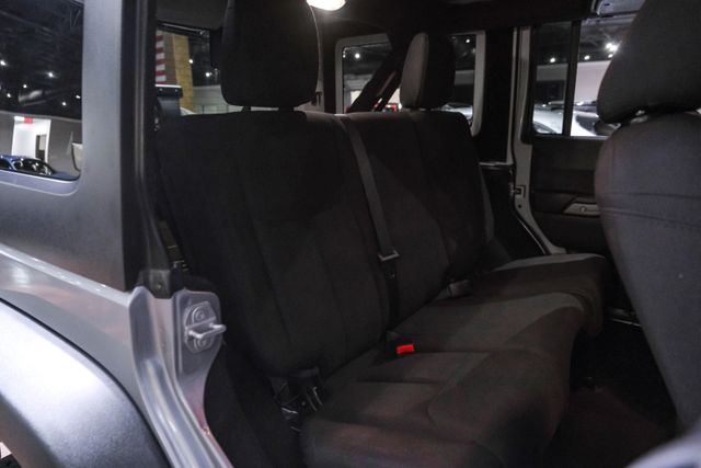 2018 Jeep Wrangler Unlimited Sport S (jk) Sport Utility 4d - Image 30