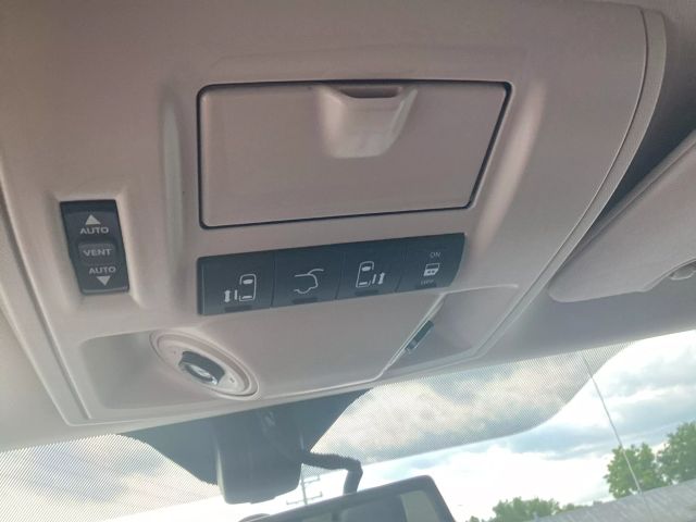 2016 CHRYSLER TOWN & COUNTRY VAN BLACK AUTOMATIC - Interstate Auto Sales