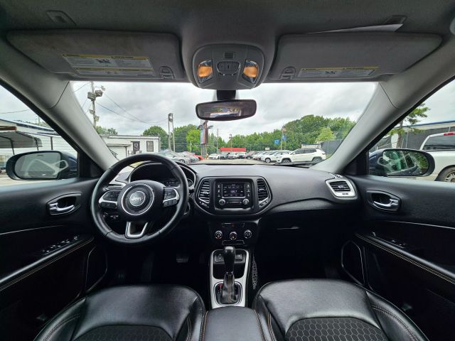 2018 Jeep Compass - Image 13