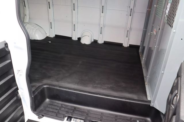 2020 Chevrolet Express 2500 Cargo - Image 22