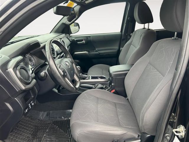 2017 Toyota Tacoma Double Cab - Image 9