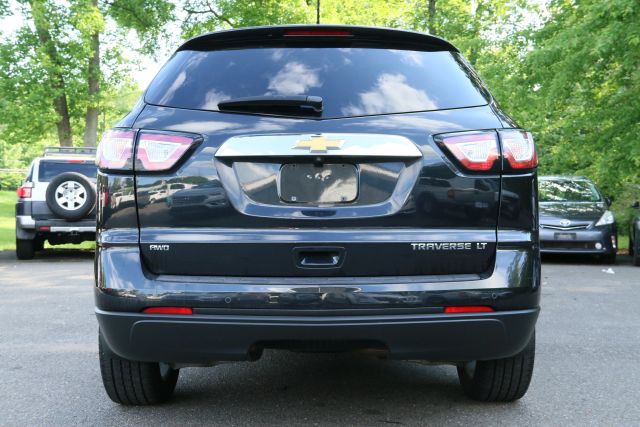 2015 Chevrolet Traverse - Image 6