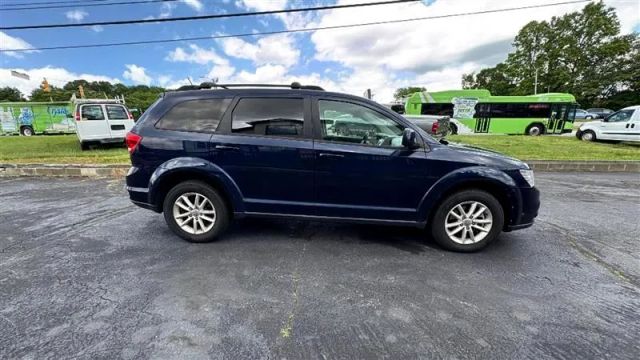 2017 Dodge Journey - Image 4