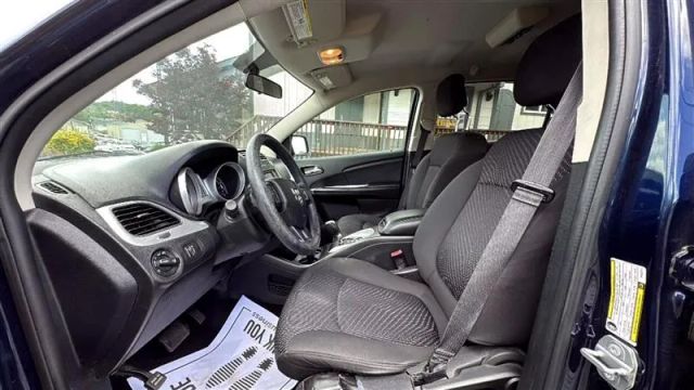 2017 Dodge Journey - Image 11
