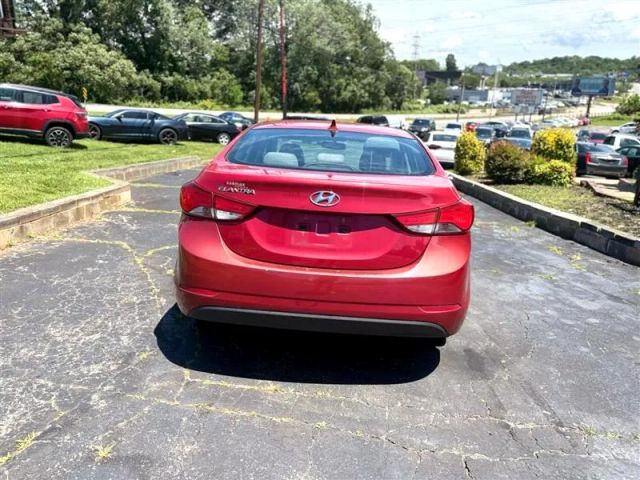 2015 Hyundai Elantra - Image 6