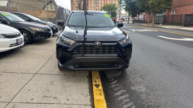 2019 TOYOTA RAV4 SUV 4-CYL, 2.5 LITER LE SPORT UTILITY 4D